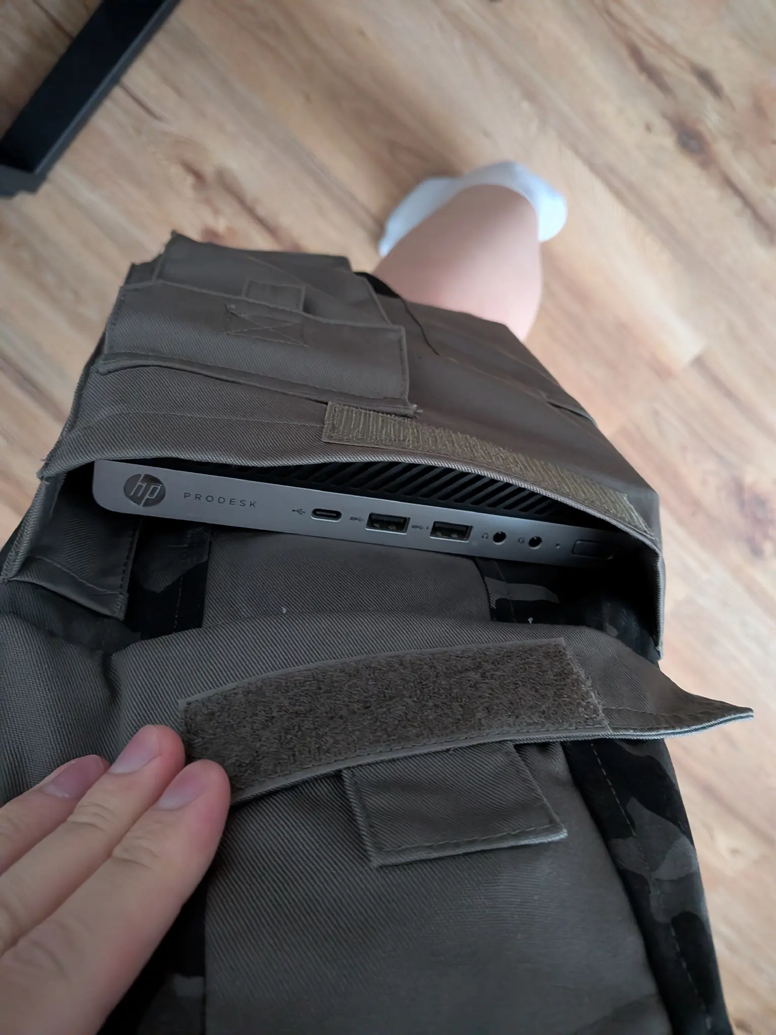 engelbert strauss e.s. camouflage with a HP mini desktop computer in one of the pockets